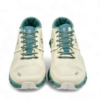 حذاء كيو سي اون راننج كلاود Cloud X