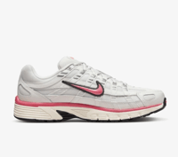 حذاء NikeNike P-6000