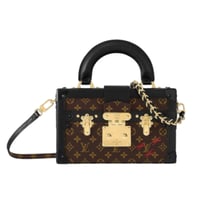 شنطة لويس فيتون