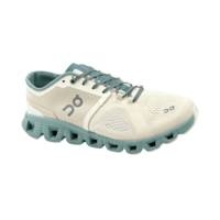 حذاء كيو سي اون راننج كلاود Cloud X