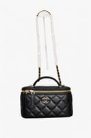 شنطة نسائية سوداء مبطنة بمقبض وسلسلة ذهبية