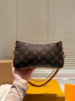 شنطة لويس فيتون