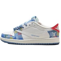 حذاء Louis Vuitton x Nike أبيض وأزرق بتصميم فاخر