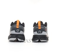 حذاء اون راننج On Running Cloudnova