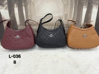 حقيبة كوتش نسائية