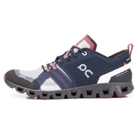 حذاء رياضي كلاود X3 من اون رمادي وأزرق غامق