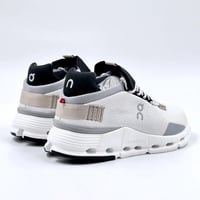 حذاء رجالي اون راننج