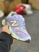 نيو بالانس 9060 سنيكرز