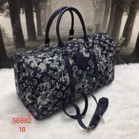 شنطة سفر من لويس فيتون