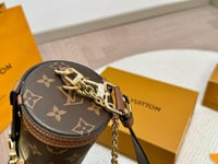 شنطة لويس فيتون