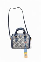 شنطة نسائية صغيرة بنقشة كلاسيكية مع حزام كتف طويل...