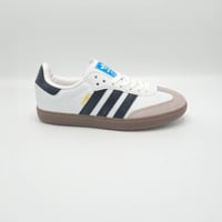 حذاء سامبا من أديداس