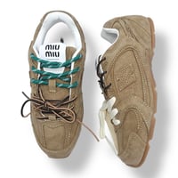 حذاء نيوبالانس X Miu Miu 530