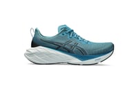 حذاء رياضي اسيكس NOVABLAST 4