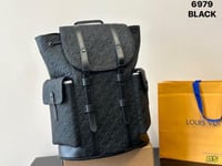 شنطة ظهر لويس فيتون