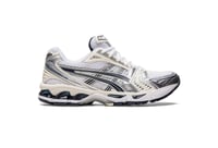 أسيكس حذاء رياضي