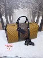 شنطة سفر لويس فيتون Louis Vuitton