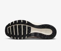 حذاء NikeNike P-6000