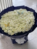 باقة الجوري الأبيض