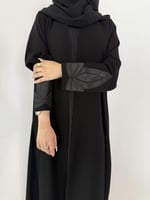 عباية ورد تطريز