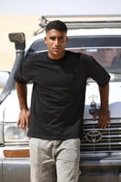 أوفـر سايز تيشيرت – Black is the New Black