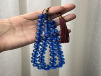 مسباح أزرق شفاف