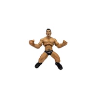 مجسم ديفد باتيستا باطراف متحركة