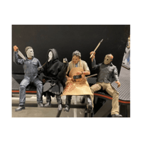 مجسمات شخصيات افلام الرعب