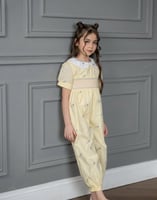 جمبوست بناتي مطرز بـ ورد