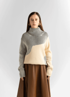 كنزة تريكو فاخرة واسعة مخططة – بيج