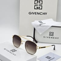 نظارة جيفنشي