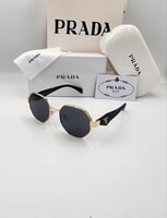 نظارة برادا