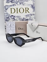 كرستين ديور