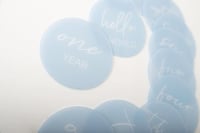 تاق عمر طفل اكريلك أزرق