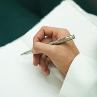 قلم كارتير الأصلي مع الأسم + بكج كارتير الأصلي