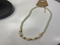 سلسال خرز لؤلؤ ابيض صناعي وخرز اصفر