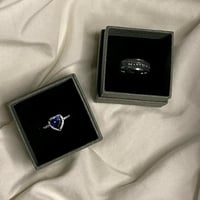 بكج خواتم تُحفر من الداخل.. كإشارة سرّية بينكم فقط...