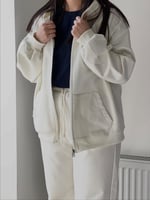 طقم نسائي شتوي انيق وفاخر - متجر تفاصيل هذا تعبر ع...