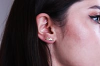 حلق اذن بالاسم حسب الطلب _متجر تفاصيل