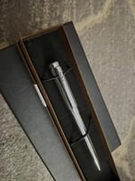 قلم بالاسم فخم وانيق _ متجر تفاصيل