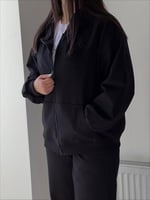 طقم نسائي شتوي انيق وفاخر - متجر تفاصيل هذا تعبر ع...