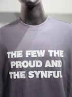 تي شيرت رمادي