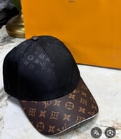 تشكيلة متنوعة من قبعات لويس فيتون (LOUIS VUITTON)