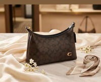 تشكيلة مختارة من حقائب اليد النسائية ماركة كوتش(Co...