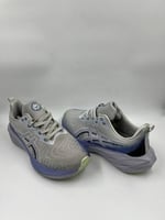 حذاء رجالي رياضي من ماركة اسكس (Asics )