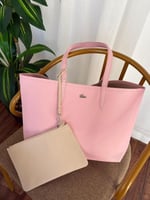 شنطة لاكوست توت