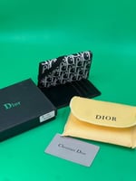بوك رجالي من ماركة كريستيان ديور (Christian Dior)