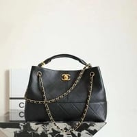 شنطة شانيل كلاسيك