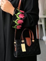 تشكيله مختاره من حقائب اليد النسائيه من ماركه لويس...