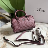 حقيبة يد نسائيه من ماركة كوتش(Coach)باللون العنابي